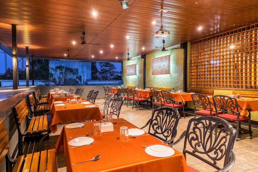 Treebo Premium Grand Emerald Pimpri-Chinchwad Eksteriør bilde