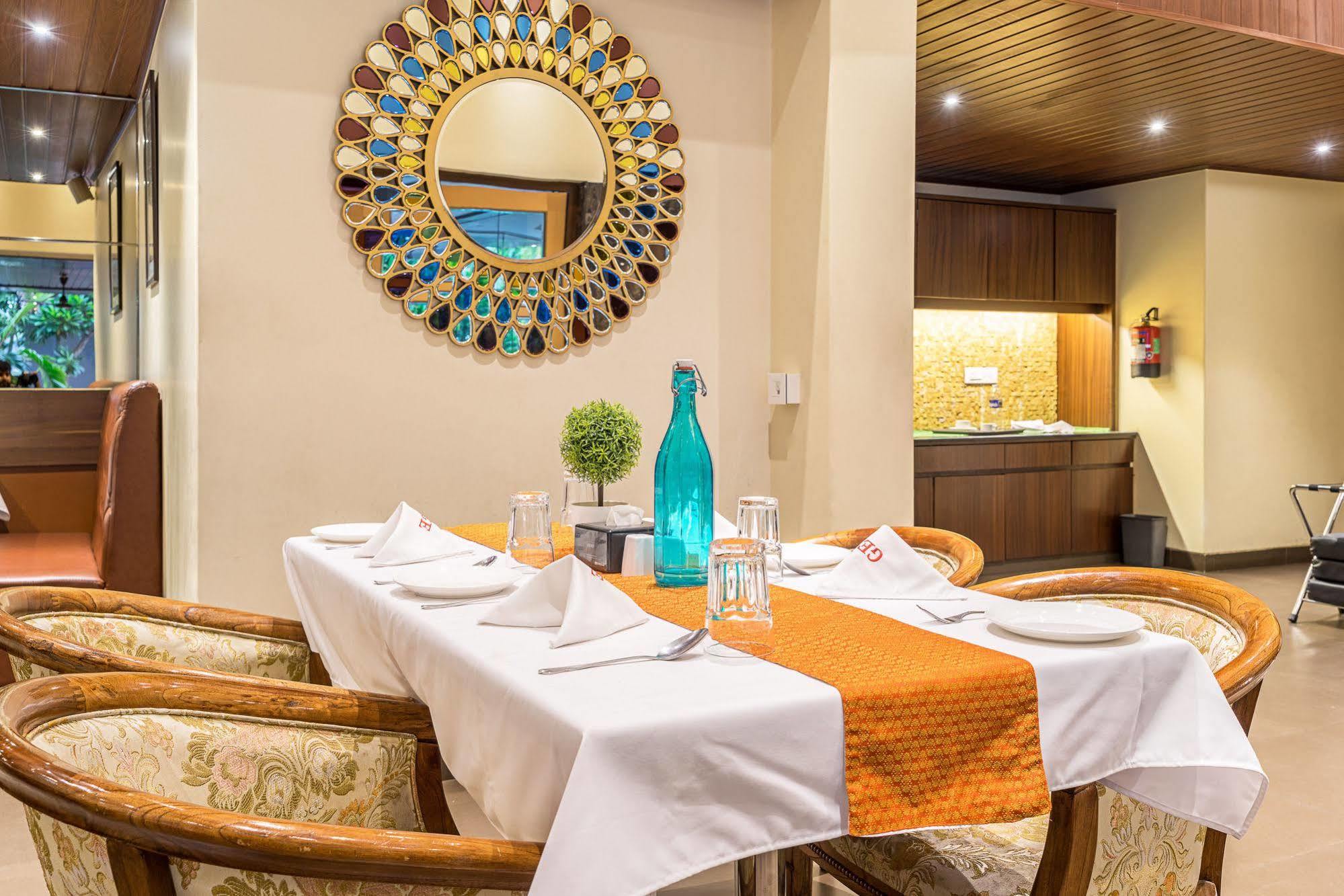 Treebo Premium Grand Emerald Pimpri-Chinchwad Eksteriør bilde