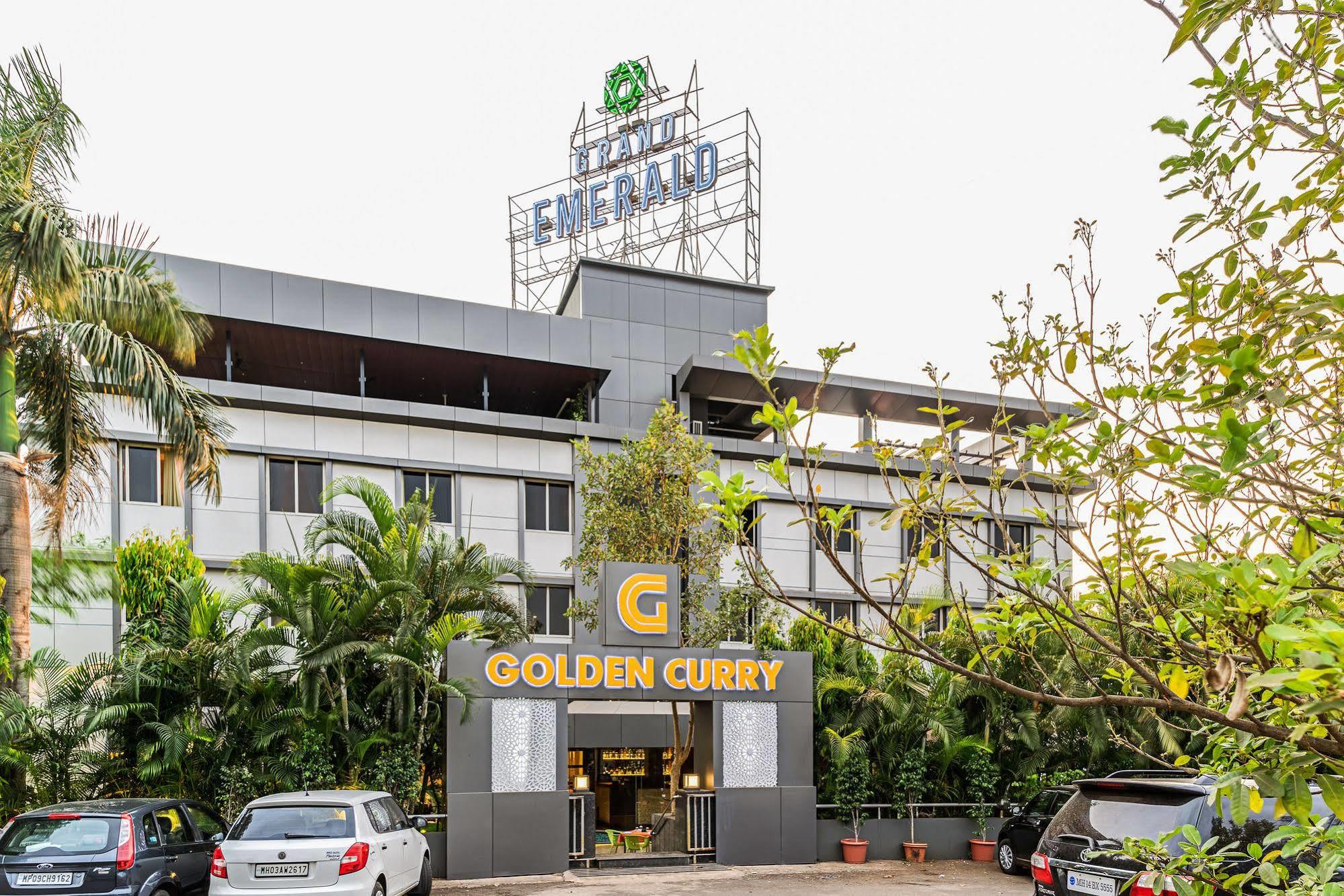 Treebo Premium Grand Emerald Pimpri-Chinchwad Eksteriør bilde
