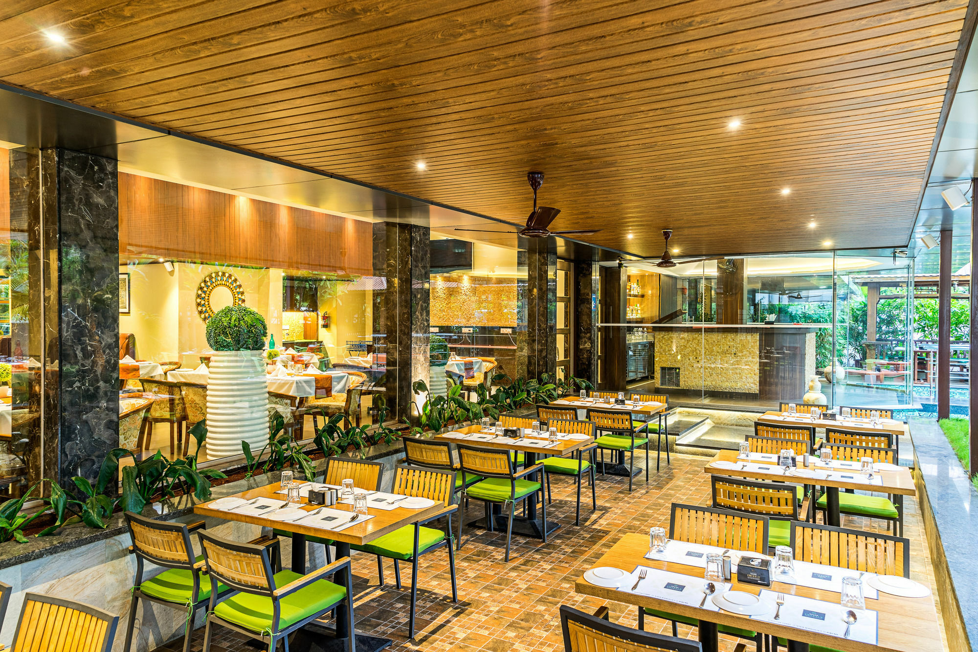 Treebo Premium Grand Emerald Pimpri-Chinchwad Eksteriør bilde