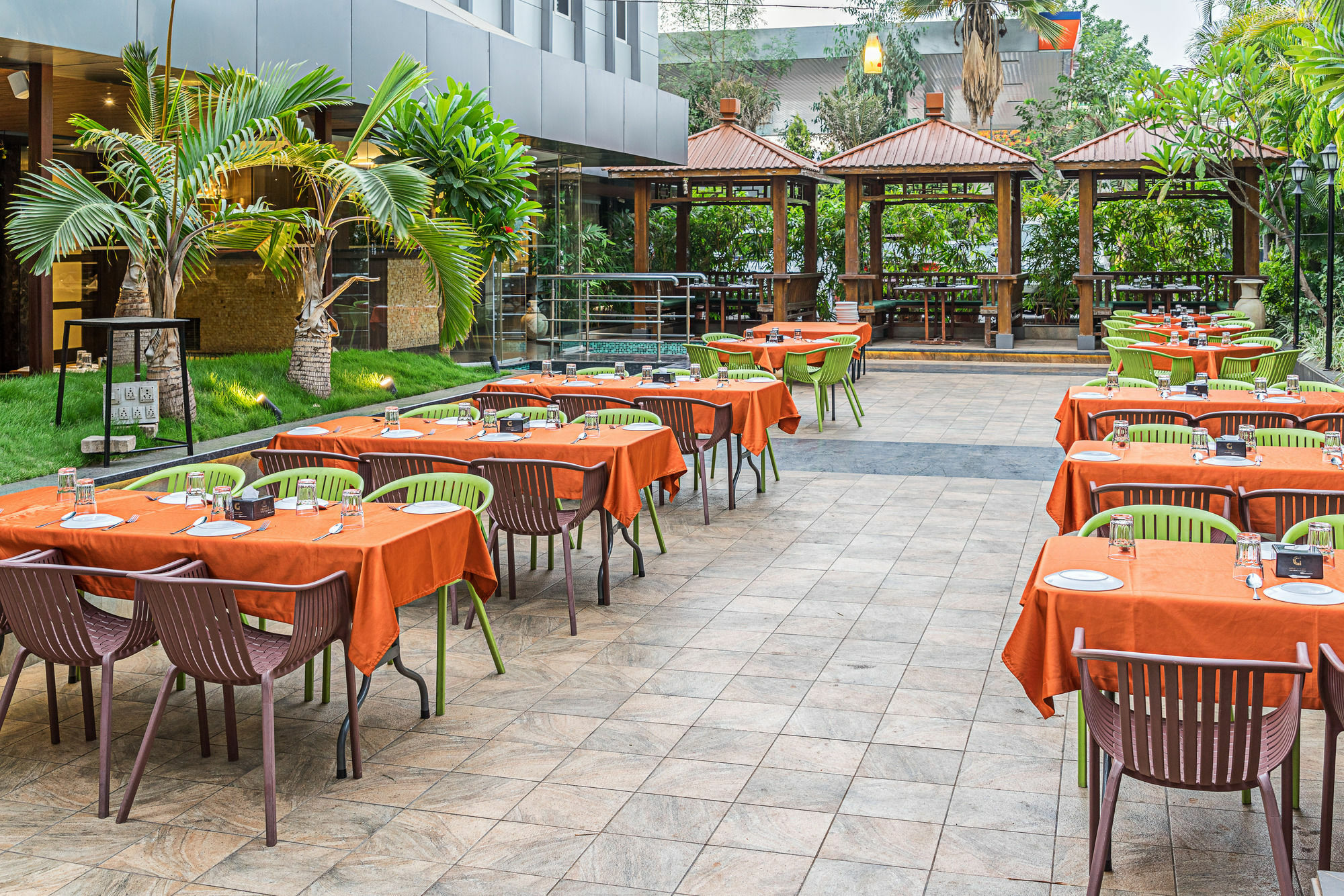 Treebo Premium Grand Emerald Pimpri-Chinchwad Eksteriør bilde
